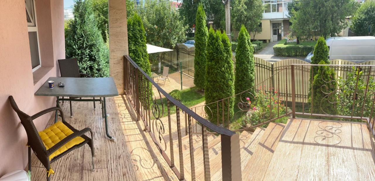 Casa Cattleya Otel Târgu Jiu Dış mekan fotoğraf