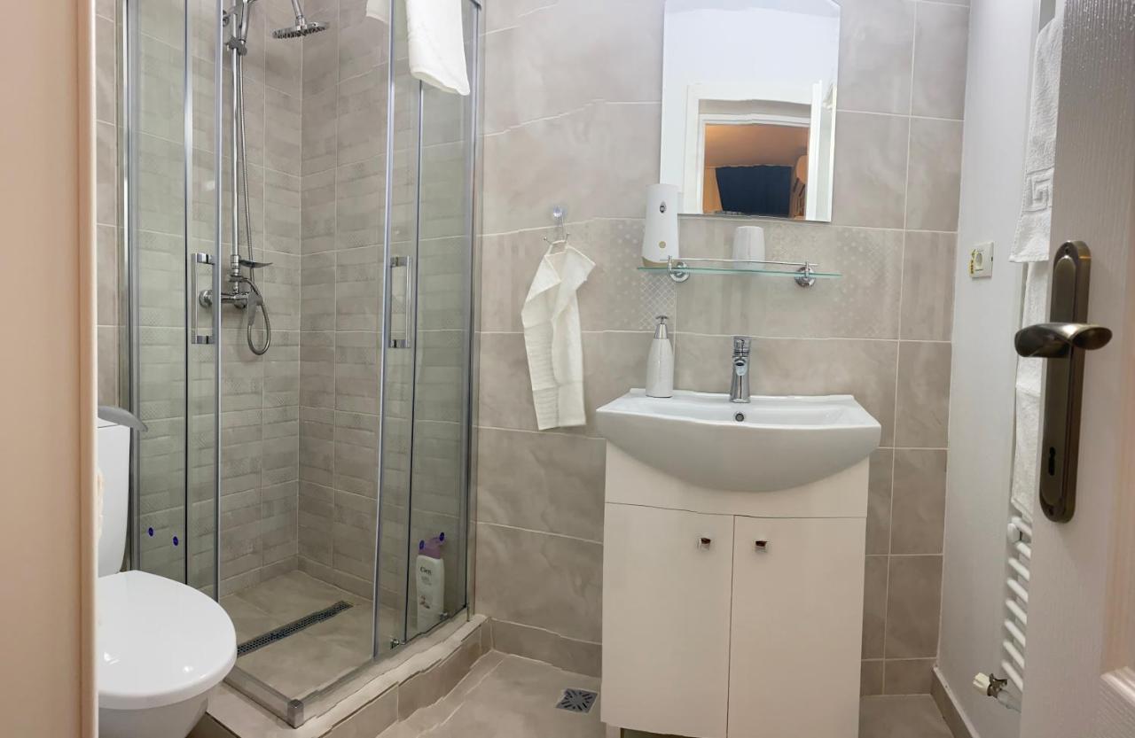 Casa Cattleya Otel Târgu Jiu Dış mekan fotoğraf