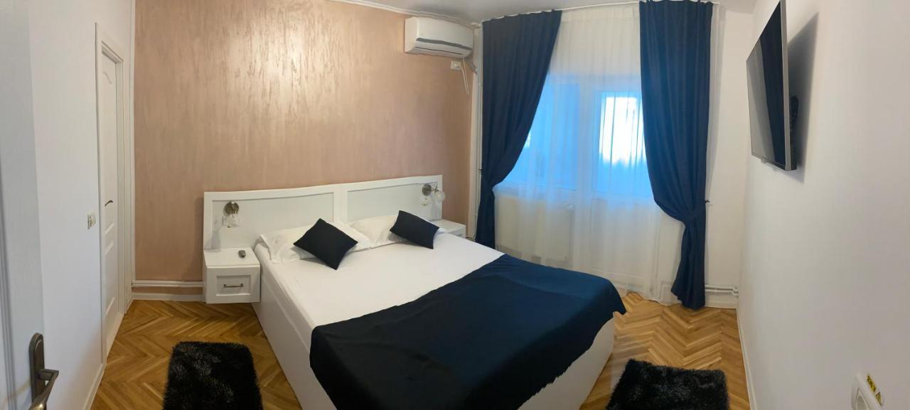 Casa Cattleya Otel Târgu Jiu Dış mekan fotoğraf